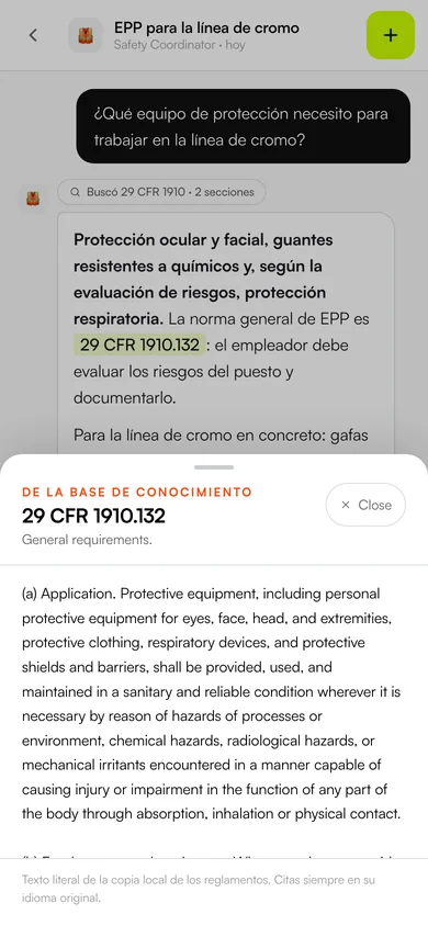 A question asked in Spanish is answered in Spanish by the Safety Coordinator, with the cited OSHA section shown verbatim in English in a bottom sheet.